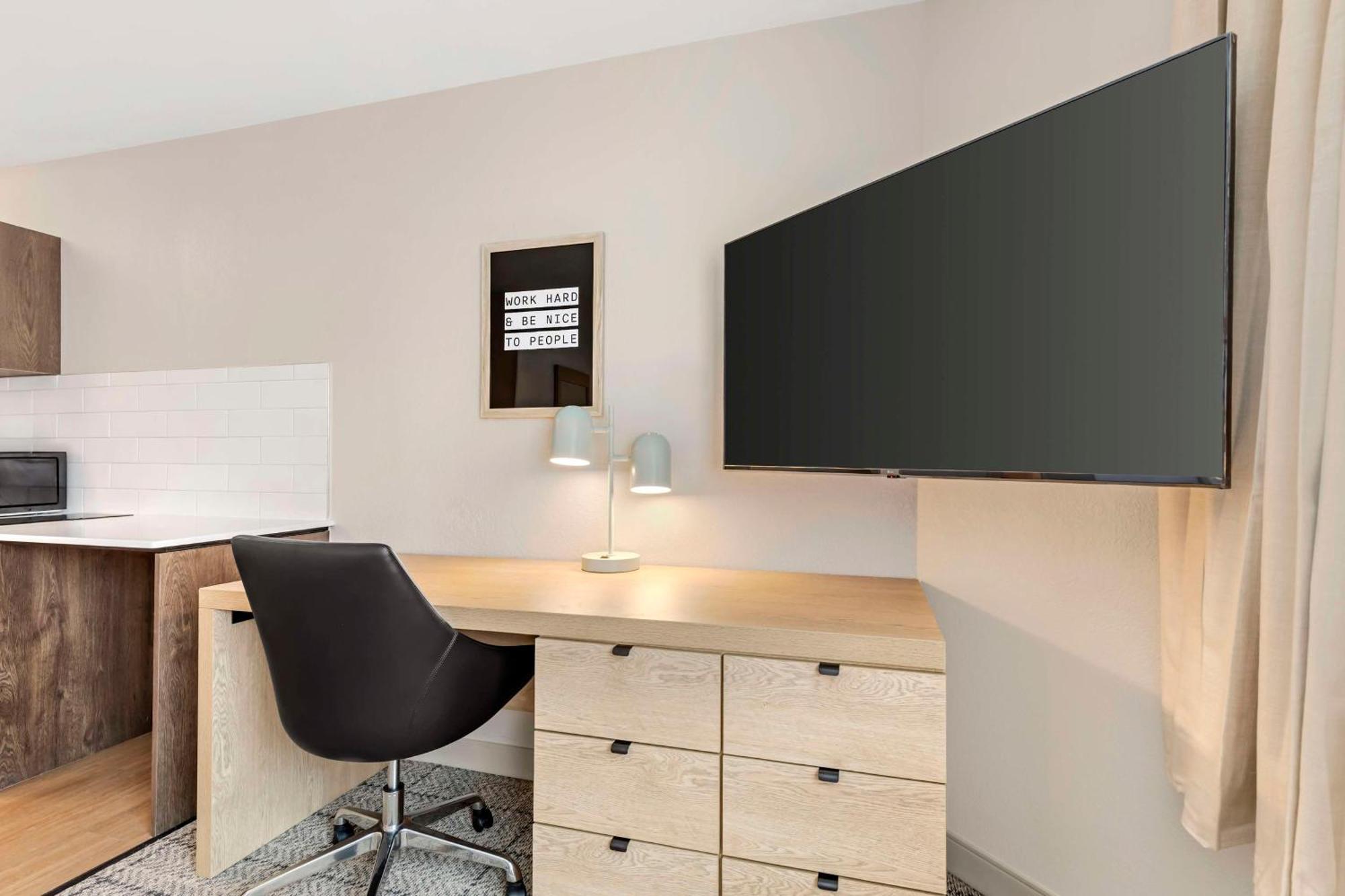 Sonesta Simply Suites Baltimore BWI Airport Линтикъм Екстериор снимка